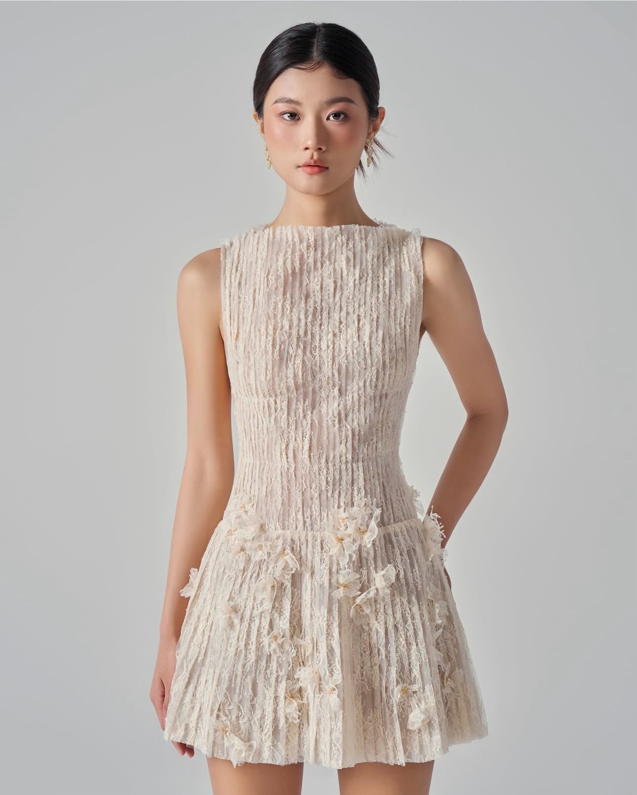 21Six | Sleeveless Pleated Striped Artisan Dress