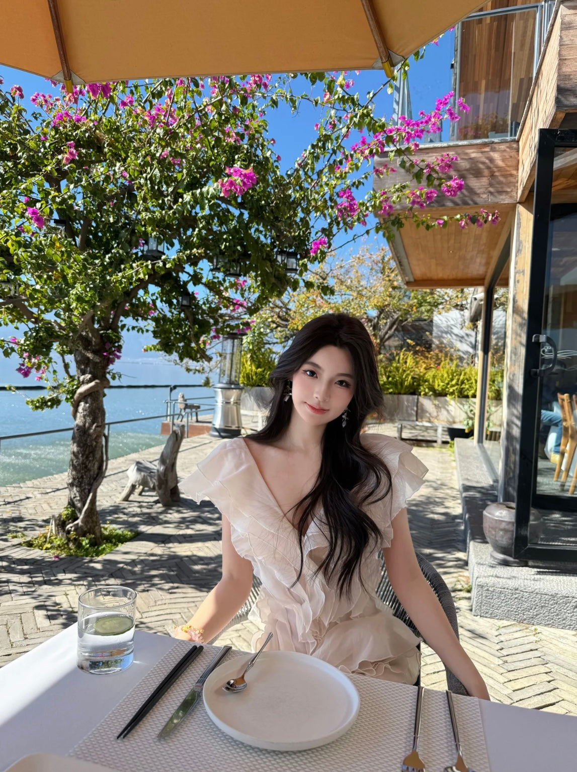 Datt| Floral Ruffle Bardot Strapless Dress